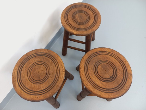 Image 1 of Trío de taburetes de madera de los años 60 y 70
