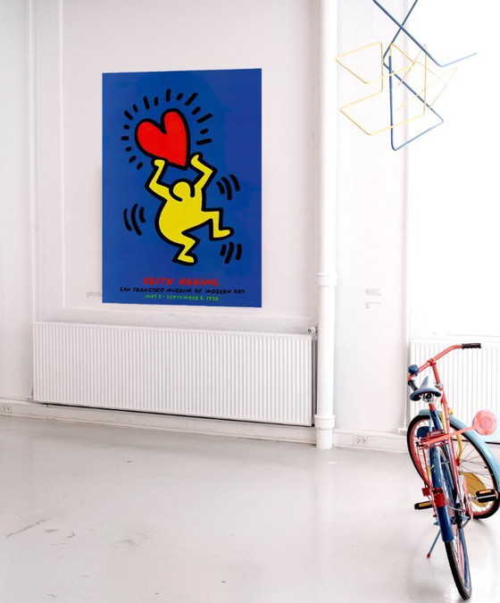 Image 1 of Keith Haring - Exposition au San Francisco Museum of Modern Art en 1998 - Affiche 70 x 100 cm