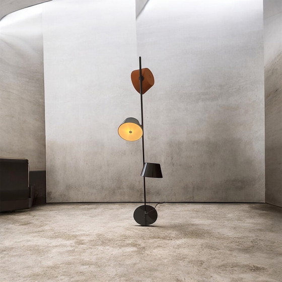 Image 1 of Tom Tom designlamp