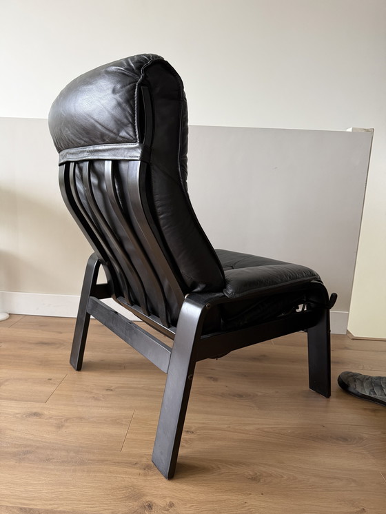 Image 1 of Skoghaug Industries leren relaxfauteuil uit de jaren 70/80.