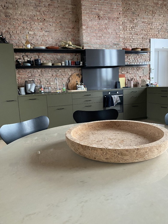 Image 1 of Knoll Saarinen Tulip dining table rond