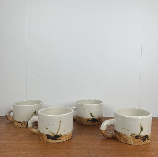 Ensemble de 4 grandes tasses "La Colombe", 1950/60