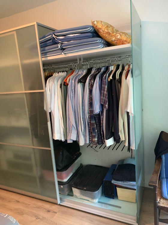 Kleiderschrank - Wandschrank von Team By Wellis – Kleiderschränke, Glass, Wood (photo 6 of 8)