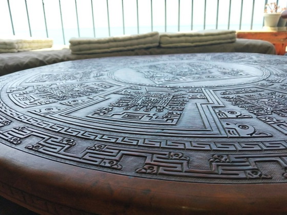 Image 1 of Elegant and exclusive Pazmiño Table "Aztec Calendar"