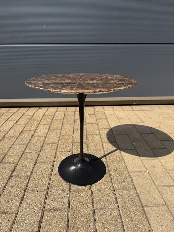 Image 1 of Table d'appoint Knoll Tulip en marbre Emperador en parfait état !! Eero Saarinen