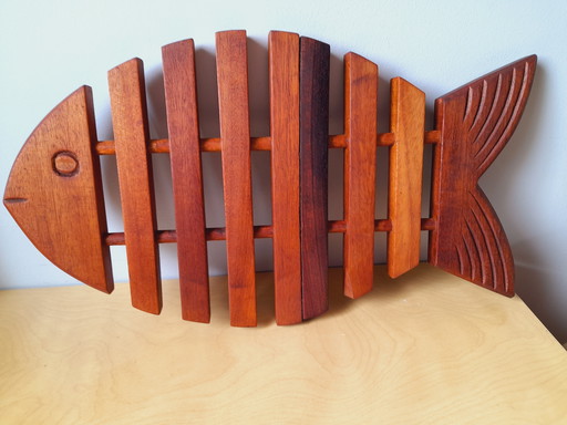 Wooden fish trivet