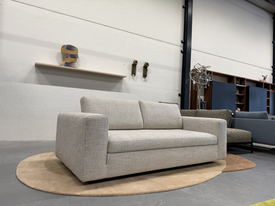 Image 1 of Divano Vilaz 3 posti in tessuto Amado, design on stock