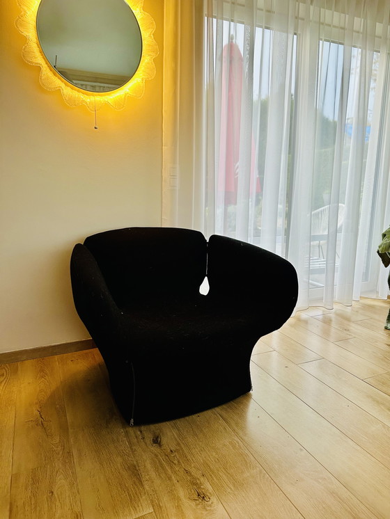 Image 1 of Poltrona MOROSO bloom nera