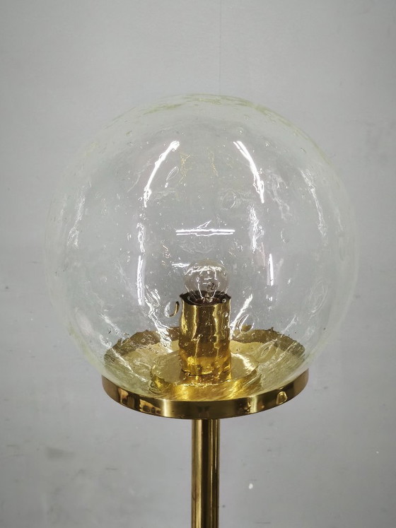 Lampada da terra Kamenicky Senov in vetro a bolle e ottone anni '70 – Lampade da terra, Brass (photo 9 of 10)