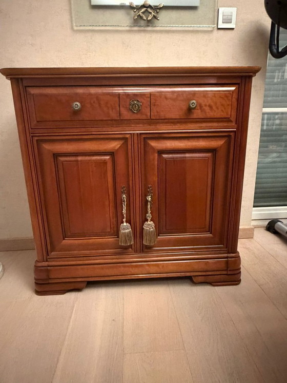 Image 1 of Complete dining room in full cherry wood