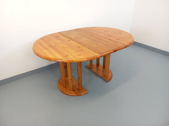 Image 1 of Table à manger ronde scandinave vintage style Rainer Daumiller en pin des années 60 70 avec rallonge