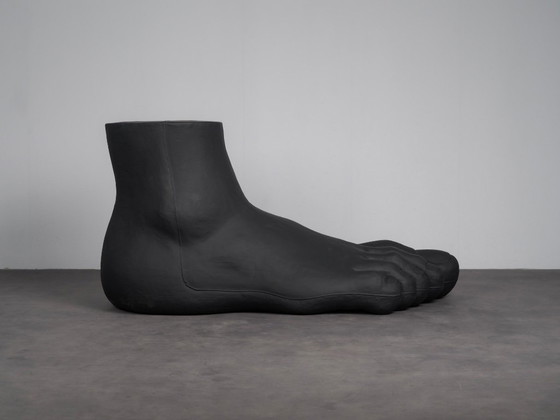 UP7 Foot Sculpture by Gaetano Pesce for B&B Italia, Italy, 2000s – Decorative Objects, Plastic, Vintage (photo 7 of 9)