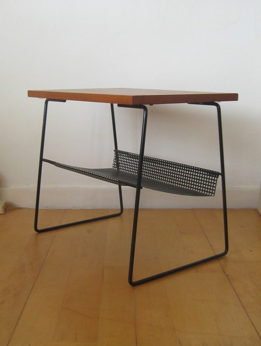 Pilastro teak bijzettafel met lectuurvak