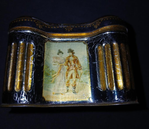 Pernot biscuit advertising tin made of screen-printed metal