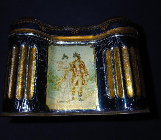 Image 1 of Pernot biscuit advertising tin made of screen-printed metal