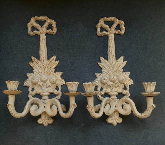 Image 1 of Coppia di vecchie applique da parete in ghisa