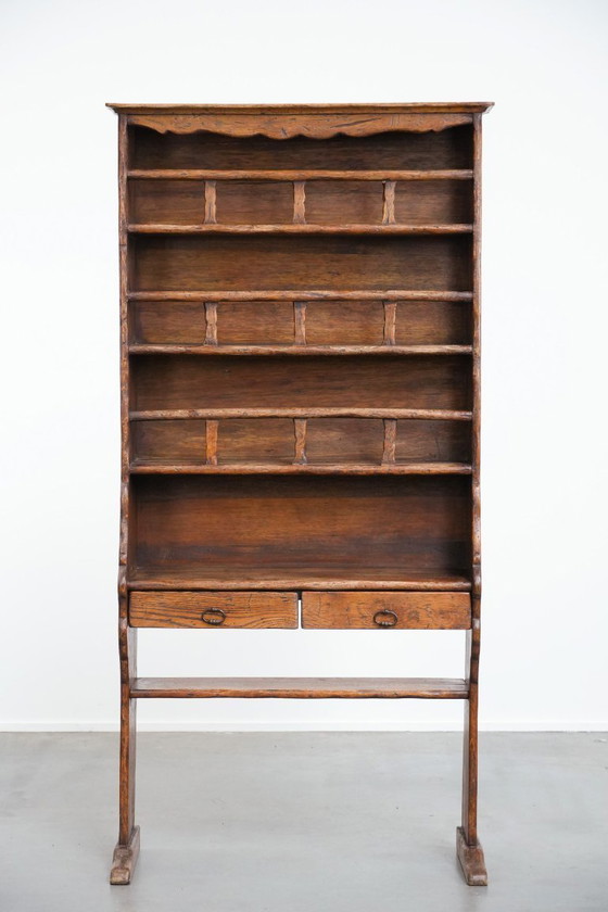 Image 1 of Cocina/alacena de madera de una casa de campo española de principios del siglo XX