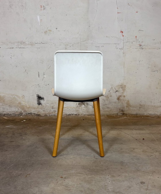 Image 1 of Vitra Hal Jasper Morrison Plástico, madera - Blanco - Silla de trabajo