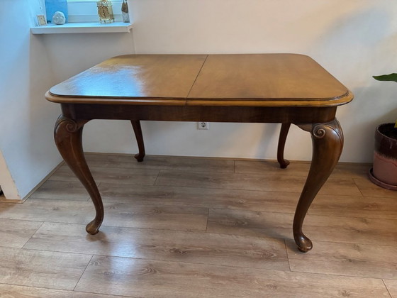 Image 1 of Vintage Queen Ann uitschuifbare eettafel (120/183 x 90cm)