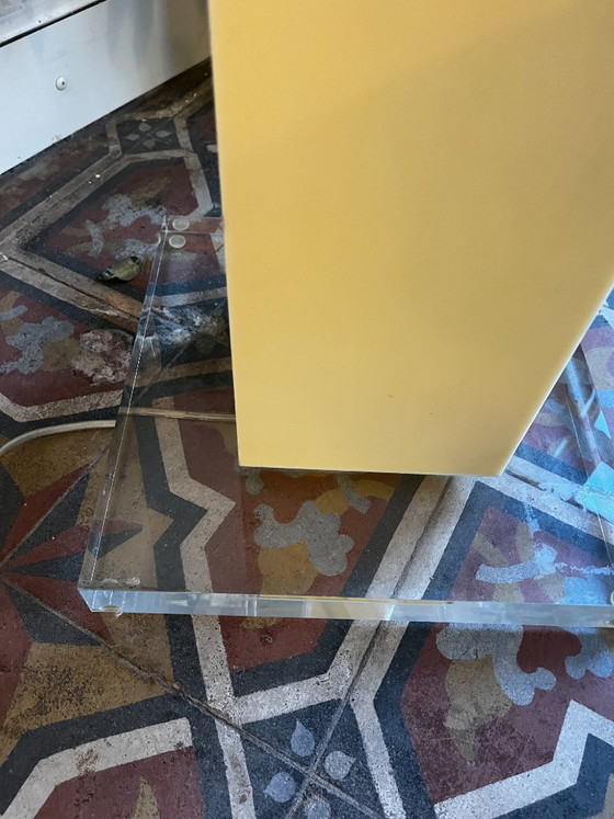 Image 1 of Stehlampe aus Plexiglas