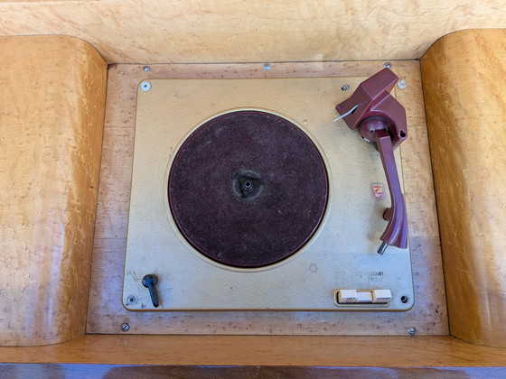 Image 1 of Exquisite 1940s Art Deco Burr Walnut Cabinet – Versatile Drinks/Media Unit
