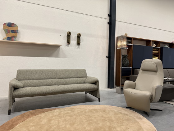 Image 1 of Sofá bajo de 3 plazas Leolux Felizia, tejido Trend 210