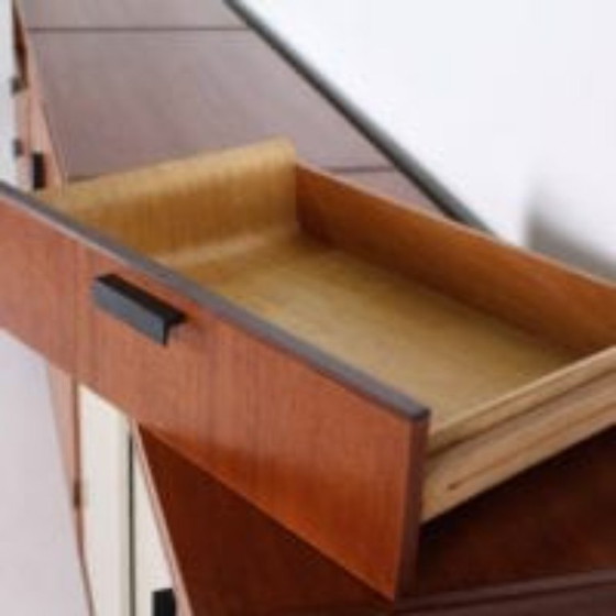 Large Pastoe bookcase, an iconic piece from the 1960s – Wood (photo 8 of 14)