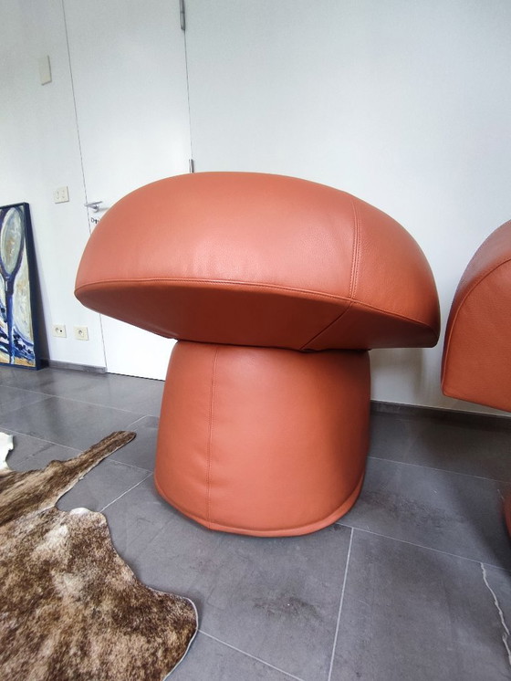 Image 1 of Armstoel Ruff Moroso in leder en in nieuwstaat