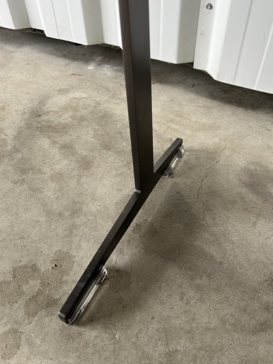 Image 1 of Sidetable behorend bij Flexform bank
