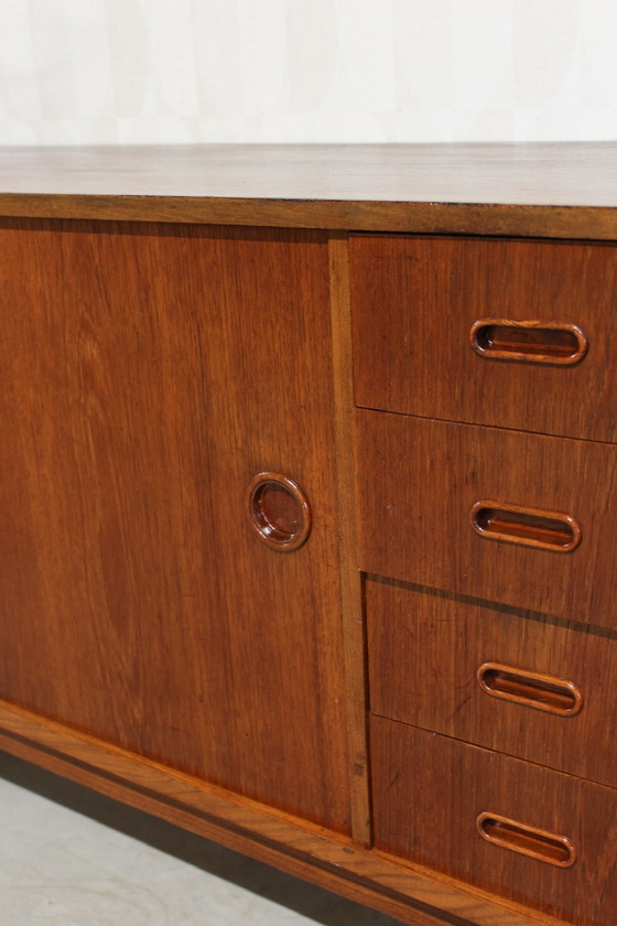 Image 1 of Credenza bassa in teak con mobile TV vintage danese