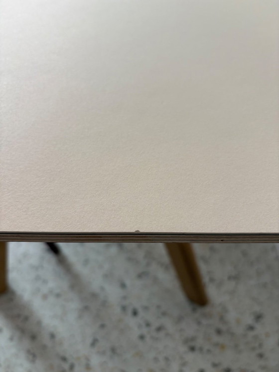 Image 1 of Table HAY CPH30 (250x90)