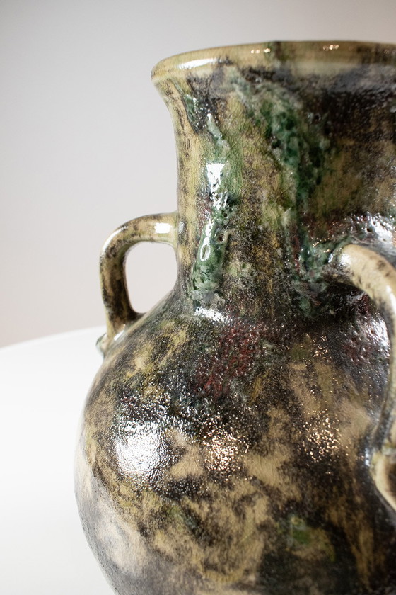 Image 1 of Large model vase