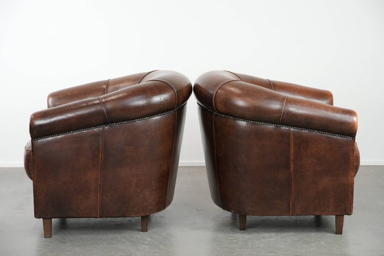 Image 1 of 2 poltrone da club in pelle di pecora con cuscino di seduta fisso e bellissimi colori