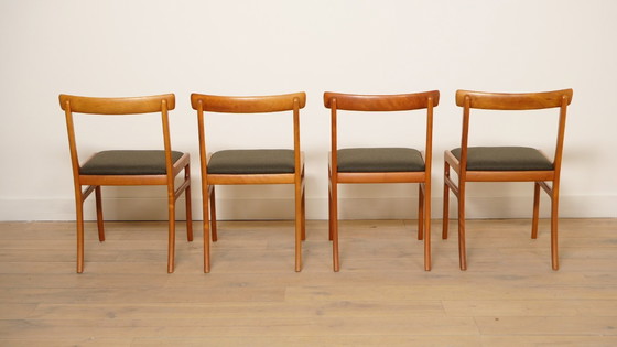 Image 1 of 4 x eetkamerstoel | Ole Wanscher | Kersenhout | Opnieuw gestoffeerd