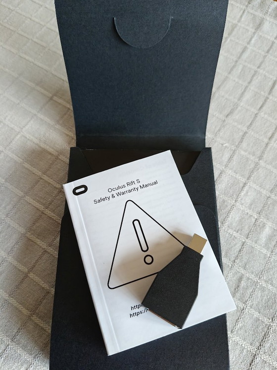 Oculus Rift S – Dekorative Objekte, Kunststoff, Stoff (photo 12 of 12)