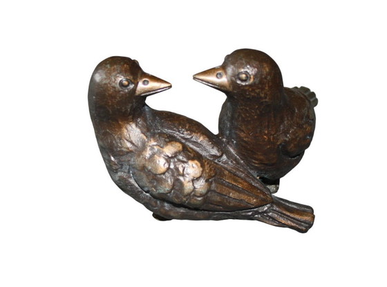 Massive bronze figure of a pair of birds / pair of doves – Decorative Objects (photo 3 of 5)