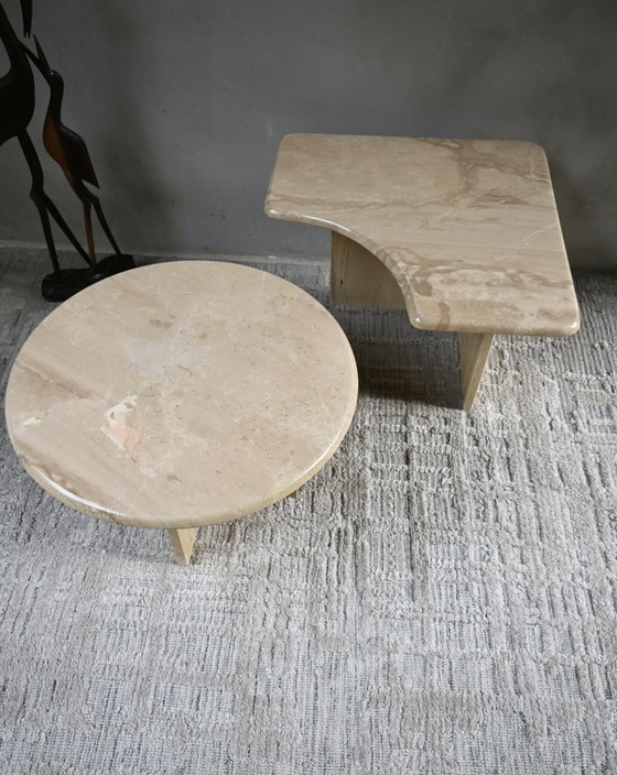 Set of 2 1970s marble coffee tables, Stone, Creme (photo 10 of 13)