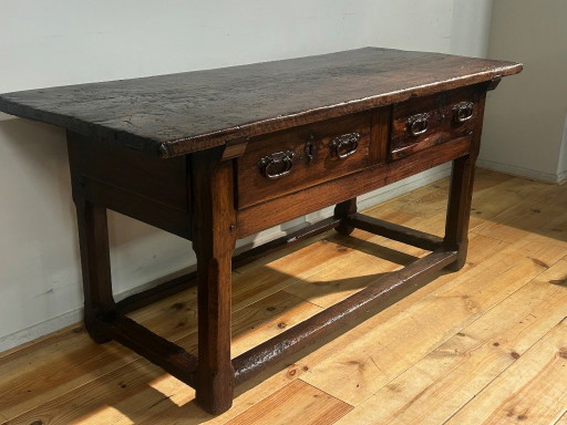 Table espagnole du 18ème siècle