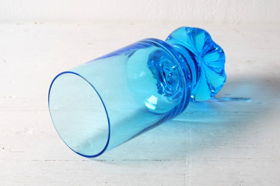 Image 1 of Ensemble de 4 verres vintage uniques bleu vif / Verres rares et massifs / Italie / Années 1960