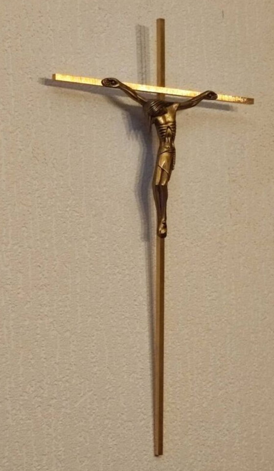 Image 1 of Crocifisso brutalista