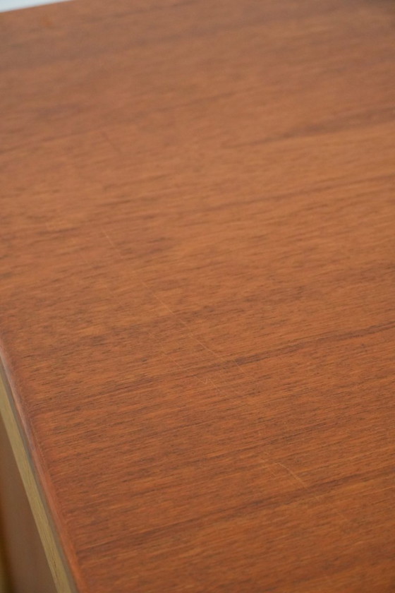 Image 1 of Scrivania di design tedesco vintage degli anni '60 di Hartmunt Lohmeyer per Wilkhahn con 6 cassetti