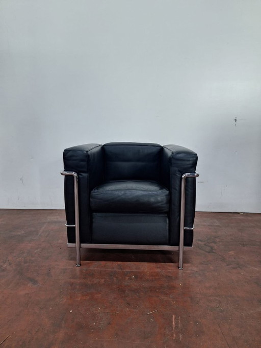 Cassina LC 2 armchairs, set of 2, black leather