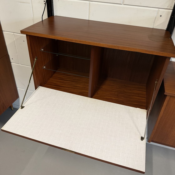 Vintage wandmeubel, teak, wandmontage – Wandrek, Wood (photo 12 of 15)