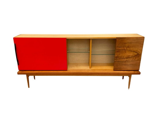 Vintage Mid Century Lang Dressoir, Tsjecho-Slowakije, 1970