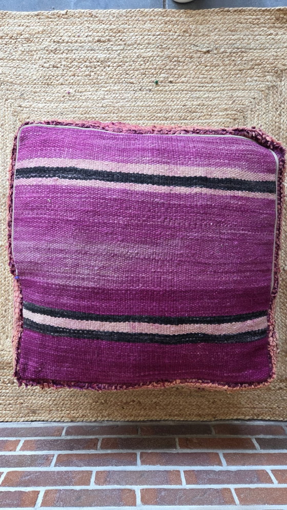 Vintage Kilim Pouf – Footstools & poufs, Wool (photo 6 of 6)