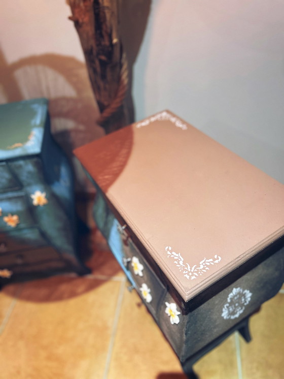 Image 1 of Pare de chevets texturizados relookes