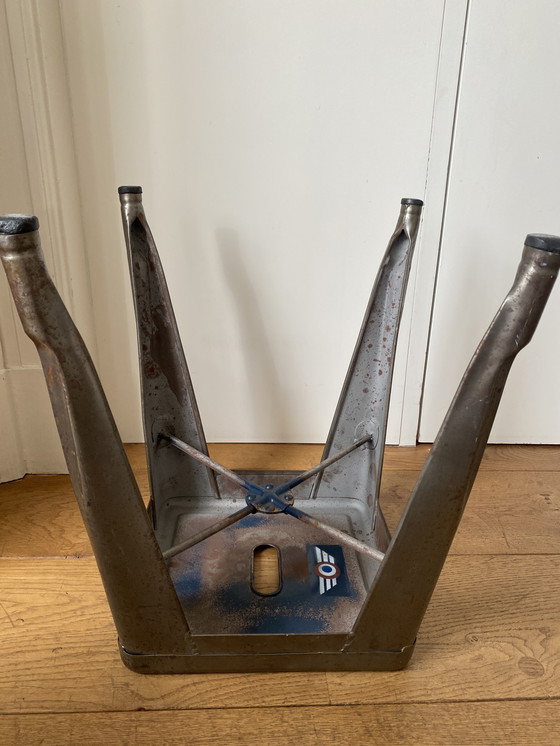 Image 1 of Tabourets Tolix vintage d'origine