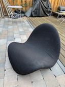 Artifort Tongue Chair Black