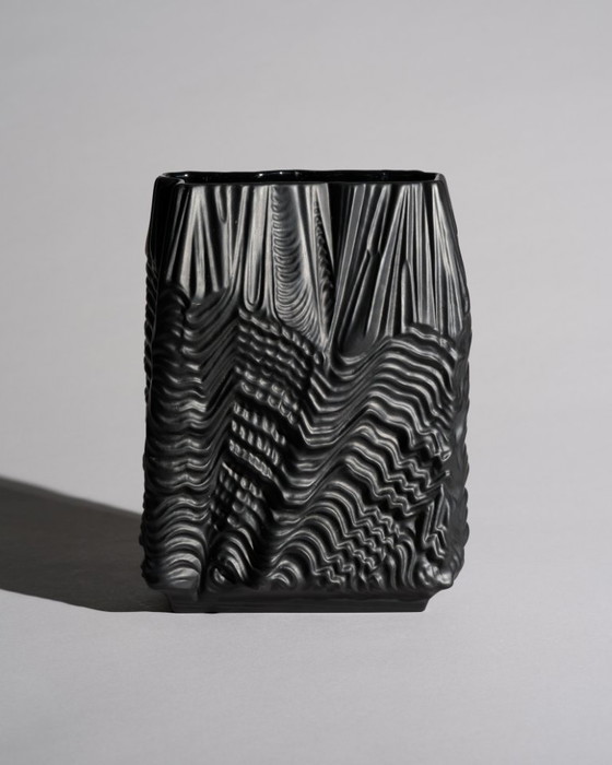 Image 1 of Martin Freyer Rosenthal Bisque Porcelaine Noire "Cascade" Vaas Brutalist Op-Art