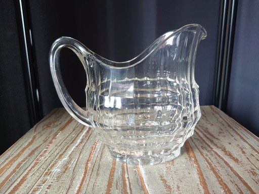 Brocca per acqua in vetro pressato Art Déco